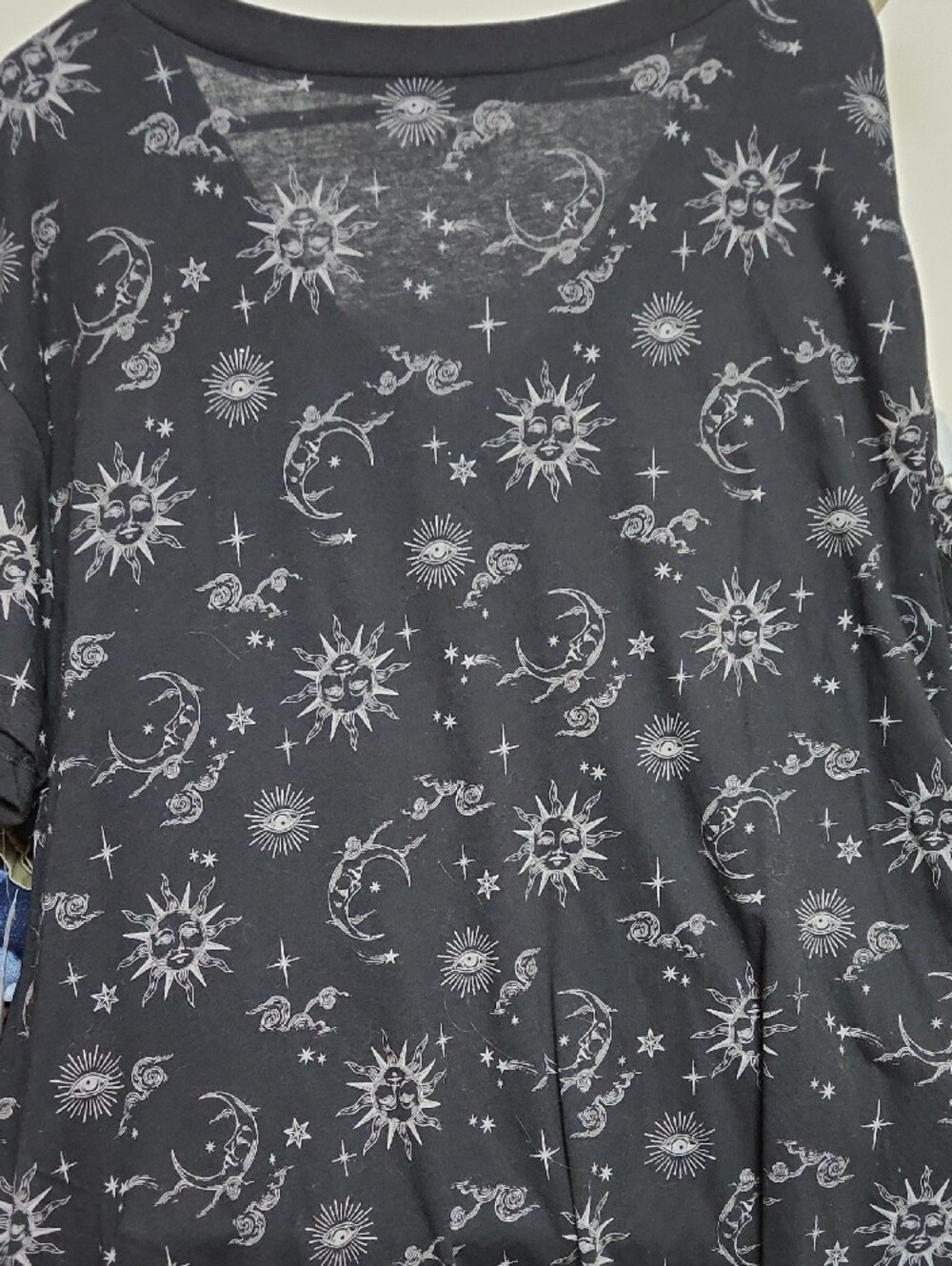 torrid Black V-Neck Tee with Light Gray Celestial Print - Picture 4 of 6